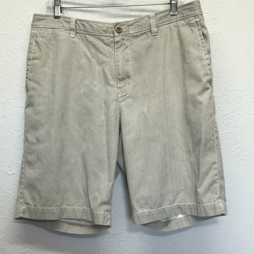 Tommy Bahama Shorts Mens 36 (35x10) Beige Chino Silk/Cotton Blend Flat Front